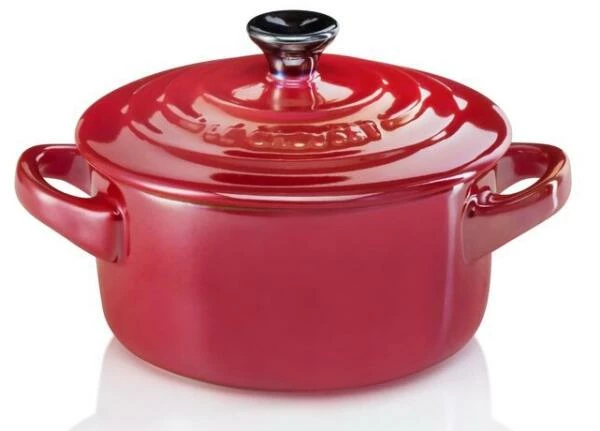 Le Creuset Mini Cocotte In Kirschrot Metallic