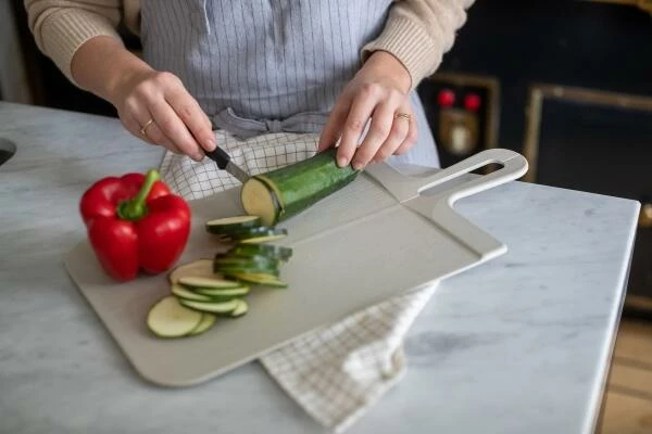 Koziol Faltbares Schneidebrett SNAP In Sand S – Bild 4