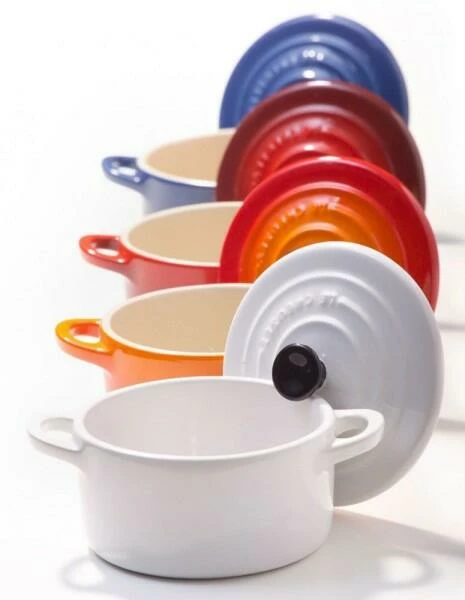 Le Creuset Mini Cocotte In Kirschrot – Bild 2