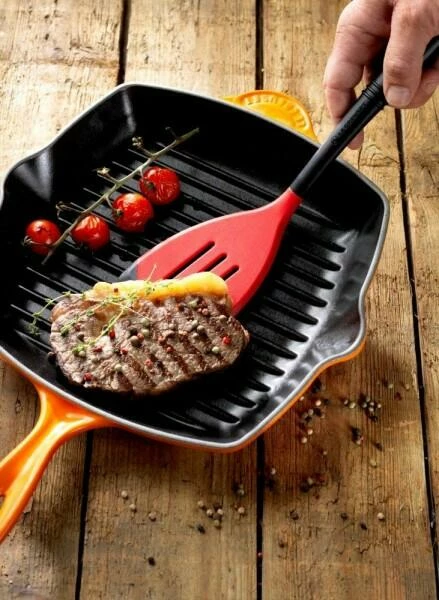 Le Creuset Grillpfanne Signature Quadratisch In Kirschrot – Bild 2