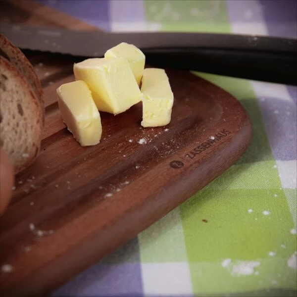 Zassenhaus Brotschneidebrett Aus Akazienholz 42 X 27,5 X 2 Cm – Bild 4