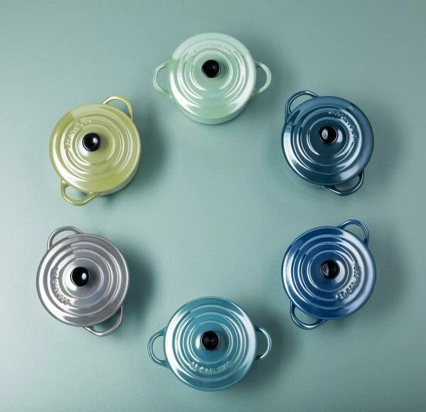 Le Creuset Mini Cocotte In Creme Metallic – Bild 2