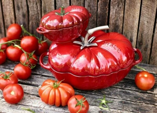 Staub Cocotte Tomate In Kirschrot – Bild 2